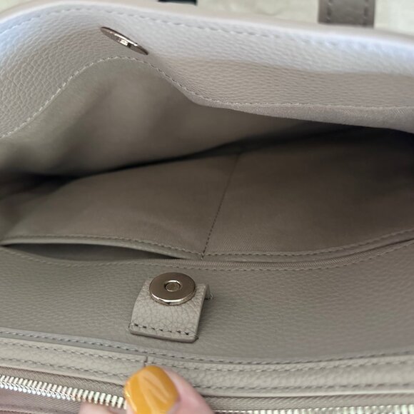 Quince Taupe Italian Leather Triple Compartment Work Tote EUC Org $169 - Picture 9 of 9